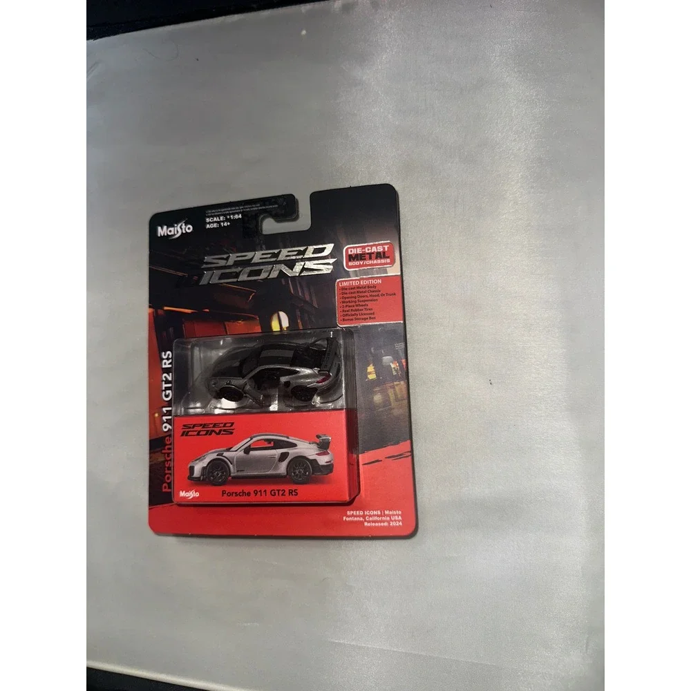 Maisto Speed Icons Porsche 911 GT2 RS Silver 1:64 Die-Cast Metal Car Limited Ed